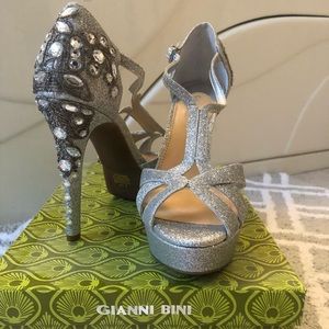 Gianni Bini Beauties